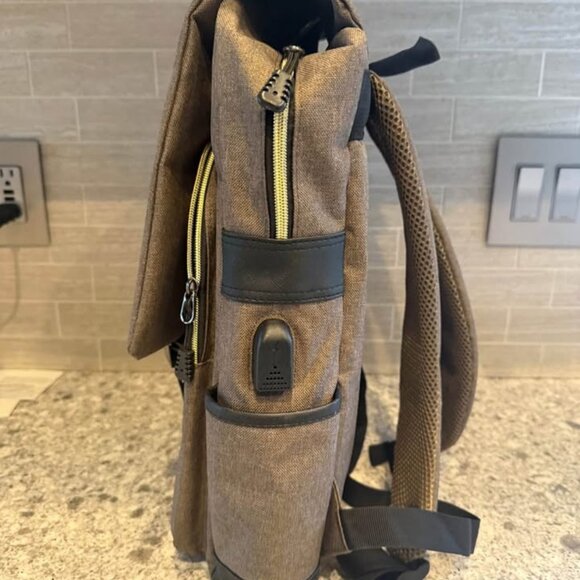 Ronyes Brown Unisex Laptop Backpack for Work/School-Excellent Condition! - Picture 8 of 9